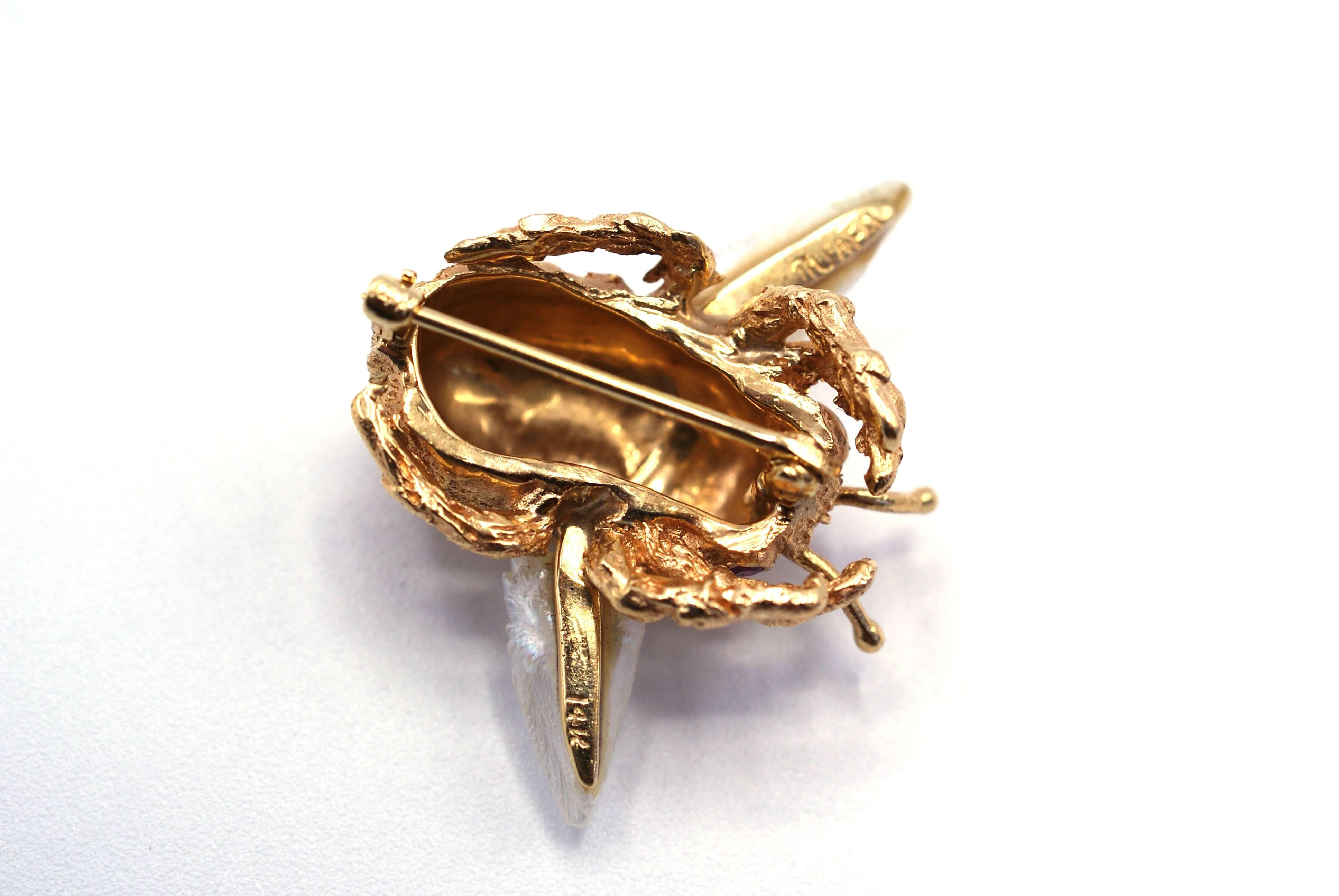 Ruser Mother-of-Pearl Ruby Gold Bumblebee Brooch 1