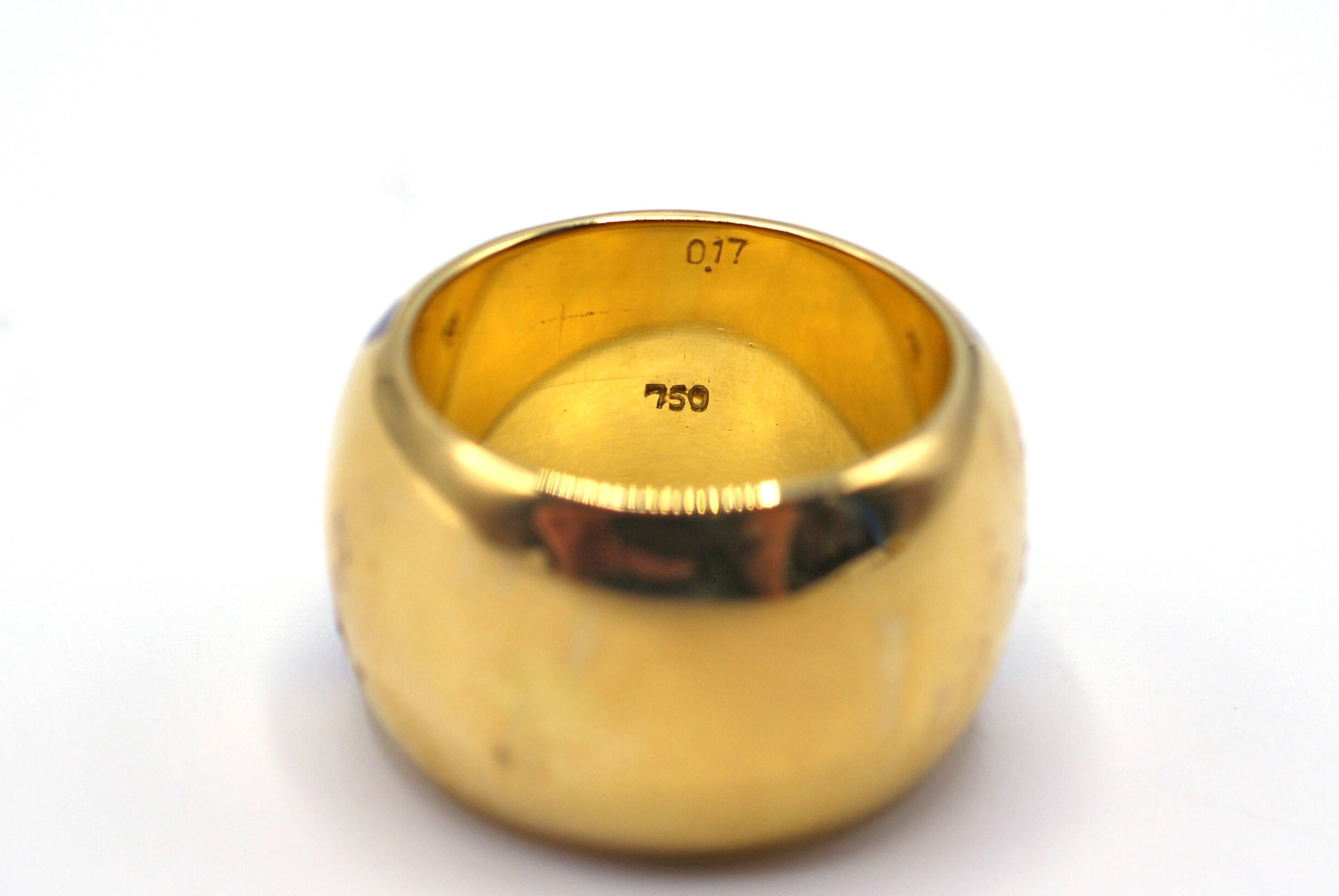 This super cool honey comb ring beautiful with inlay work of  mother-of-pearl and enamel hexagons in a floral pattern with 6 small diamonds  embedded into the ring. Stamped 750 and 0.17, Size 6.75. This ring can not be sized.