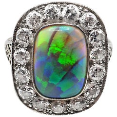 Edwardianischer Platin-Ring mit Opal und Diamanten