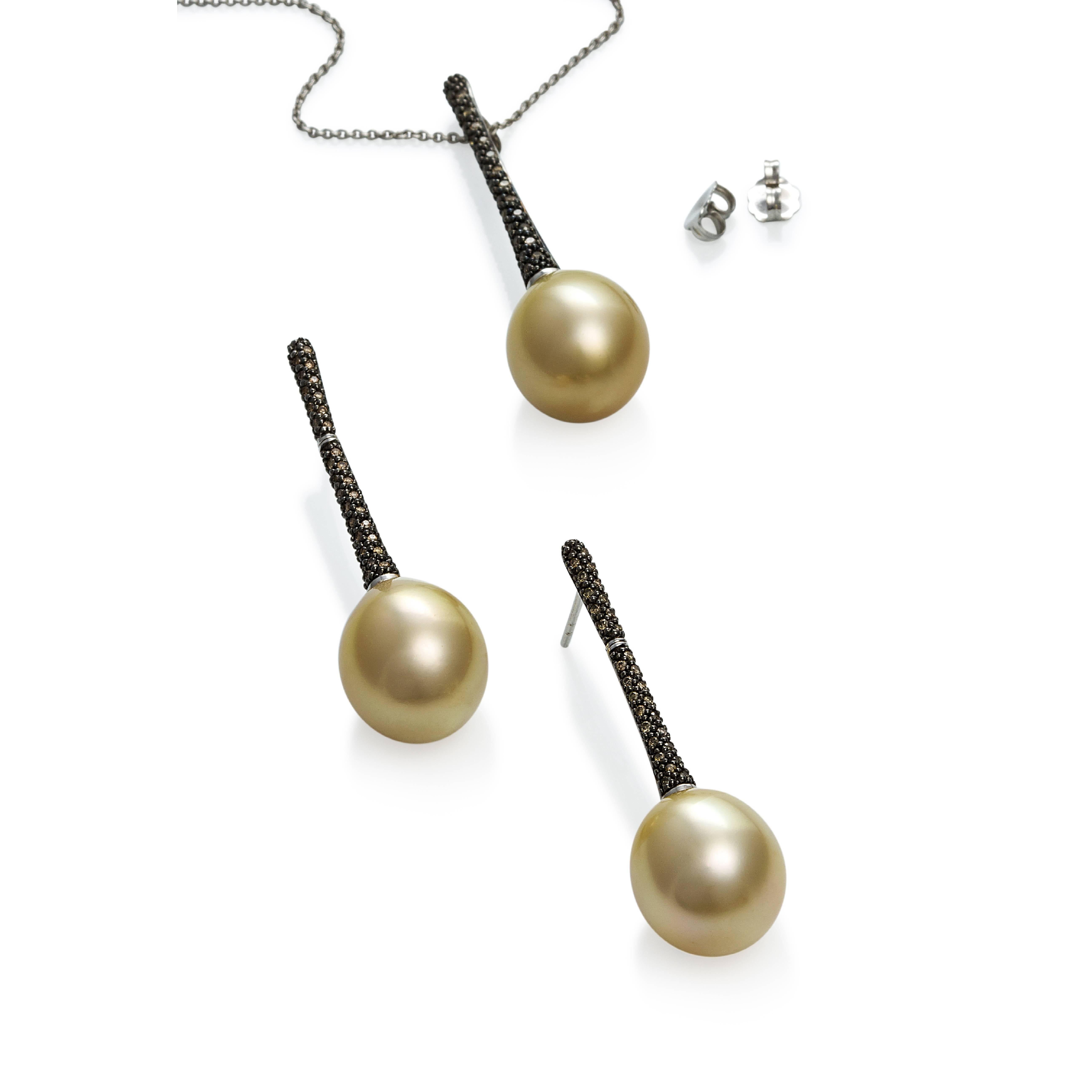 Women's Lust Pearls 0.55 Carat Cognac Diamond Golden South Sea Pearl Pendant Earring Set For Sale