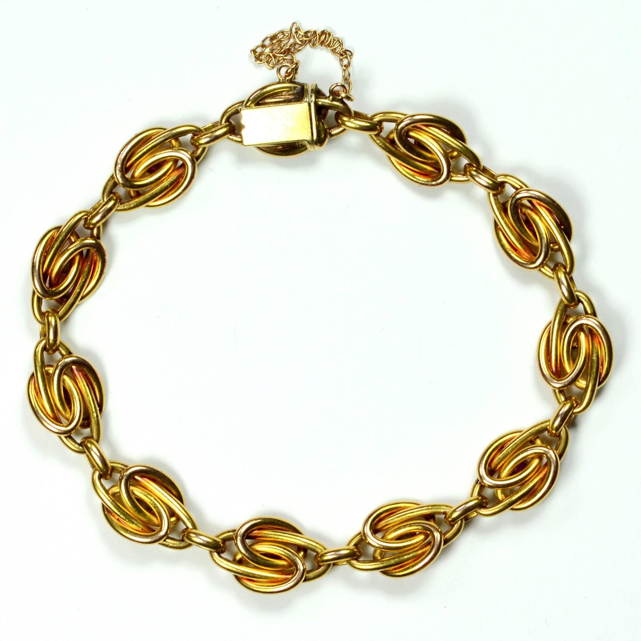 Pearl Ruby Gold Link Bracelet, circa 1900 In Good Condition For Sale In London, GB