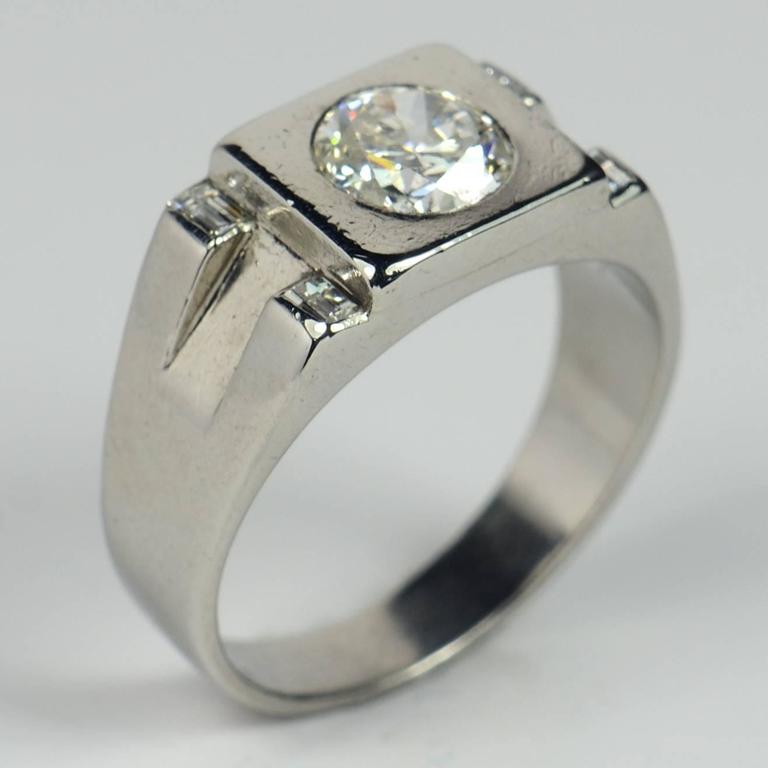 French Art Deco Modernist Diamond Platinum Ring at 1stDibs
