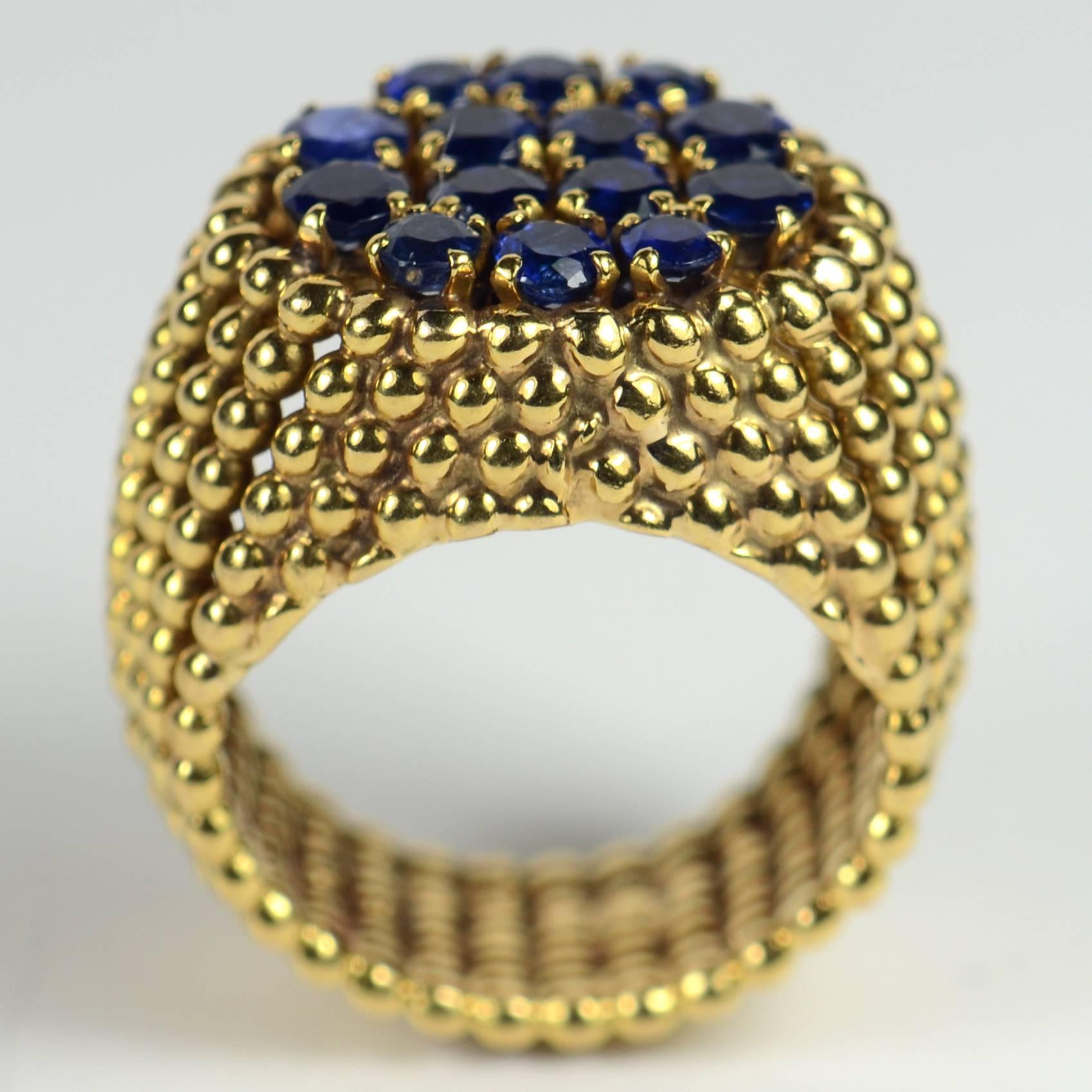 Round Cut French Sapphire Gold Ring, circa 1950 For Sale