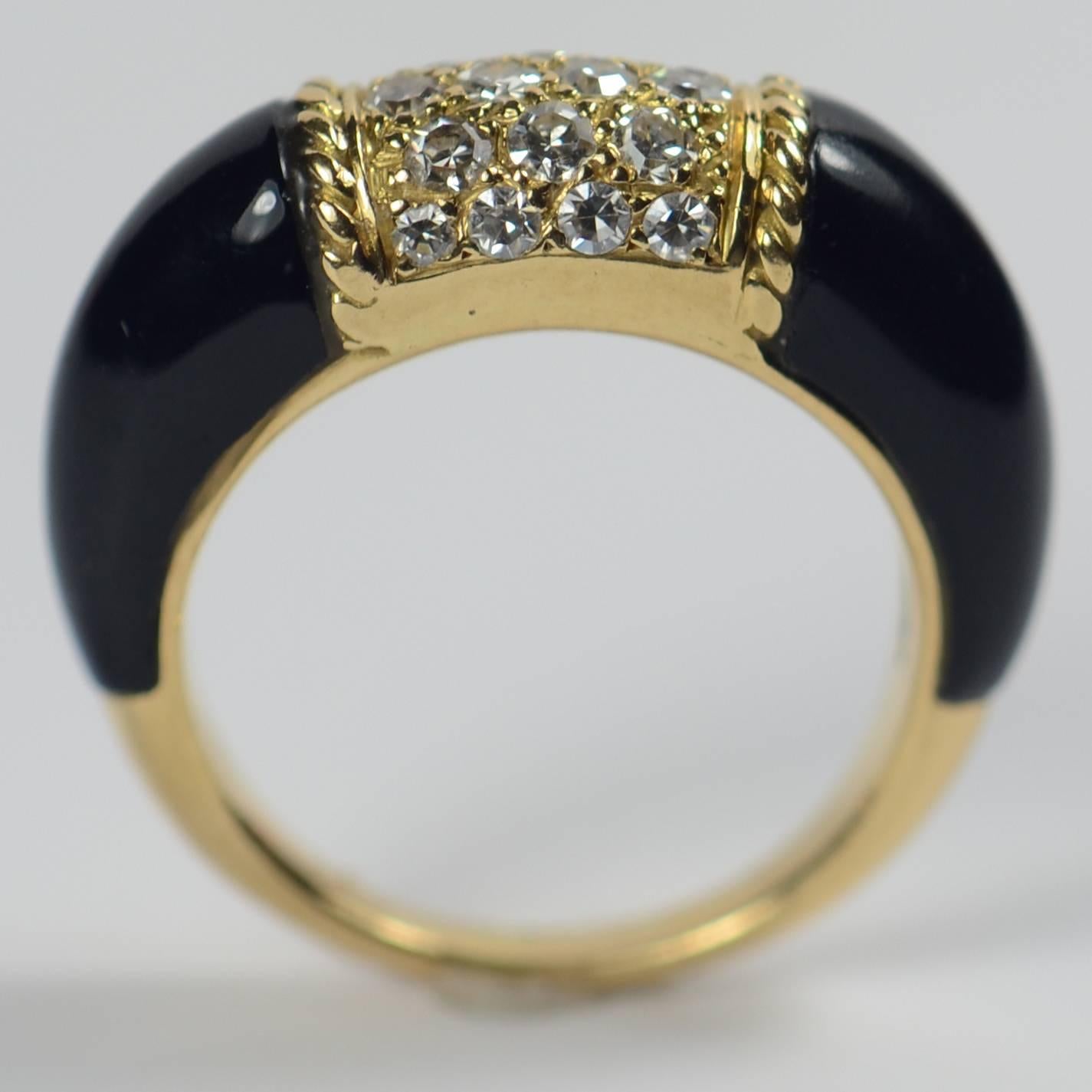 onyx yellow gold ring