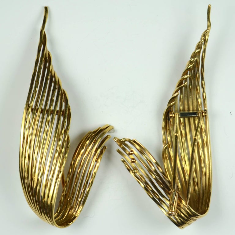 Pierre Sterlé 1950s Pair of Gold Feather Clip Brooches at 1stDibs