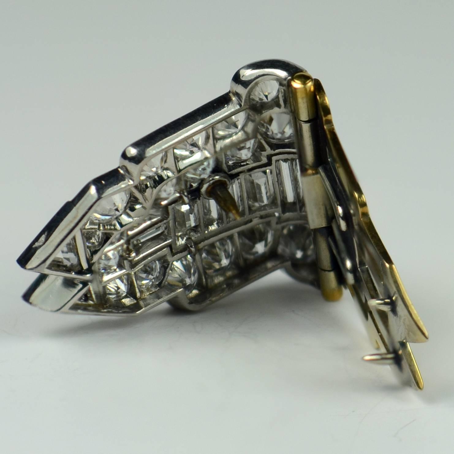 Women's or Men's Art Deco White Diamond Platinum Gold Clip Brooch