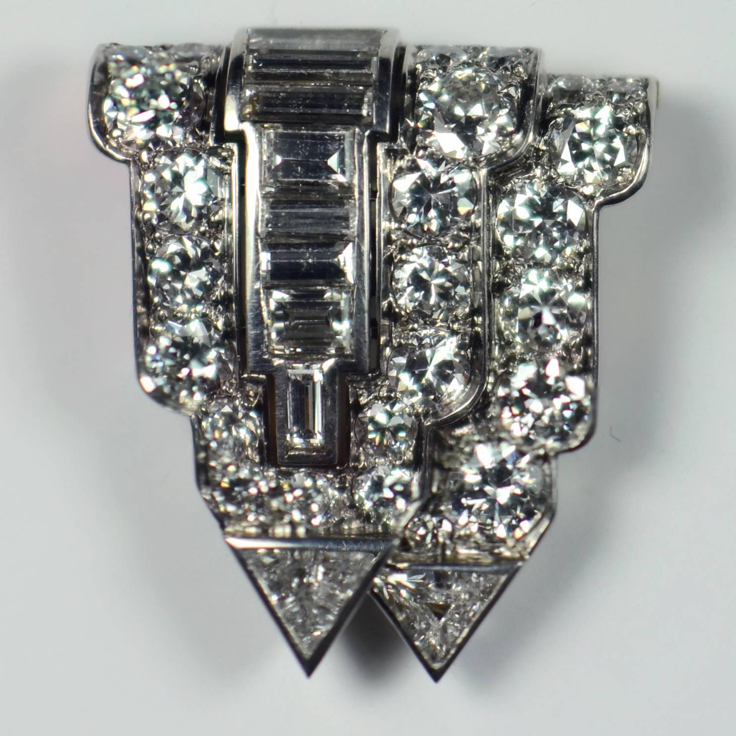 Art Deco White Diamond Platinum Gold Clip Brooch 2