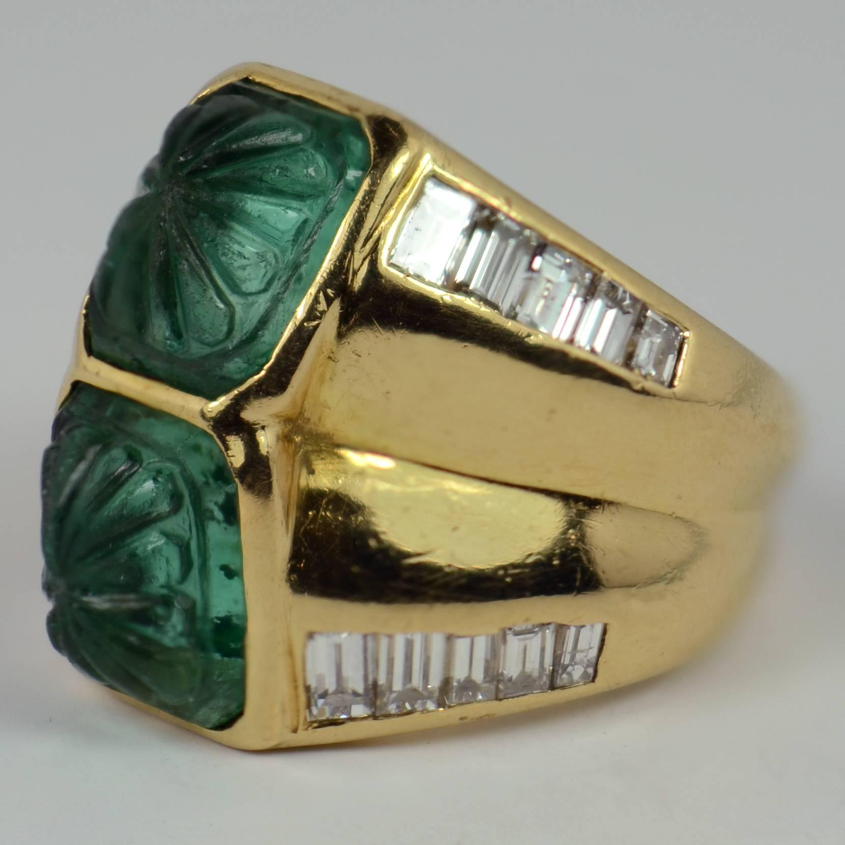 Carved Emerald Diamond Gold Ring 3