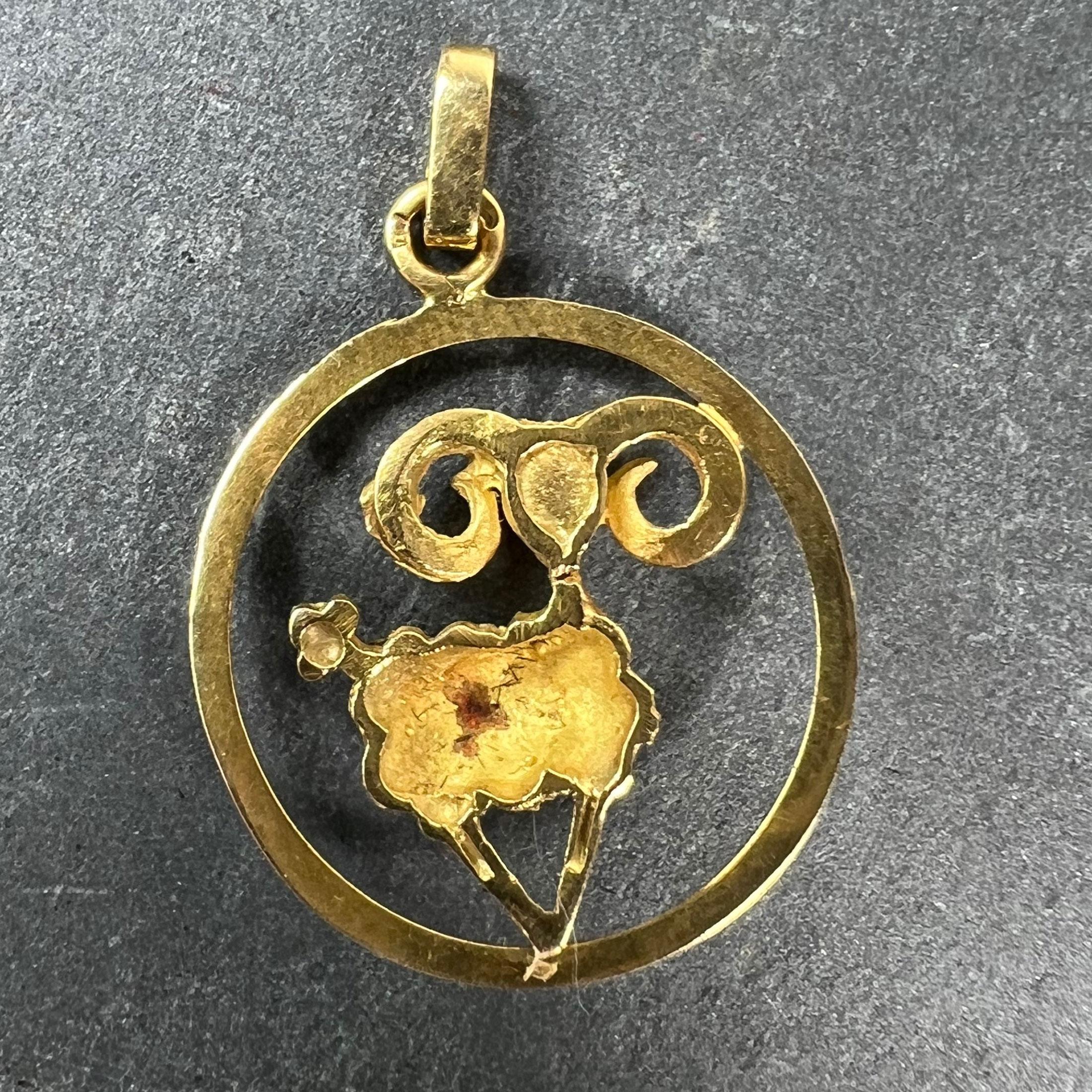 Colgante Charm Zodiaco Oveja Carnero Ares Francés Oro Amarillo 18K en Bueno estado para la venta en London, GB