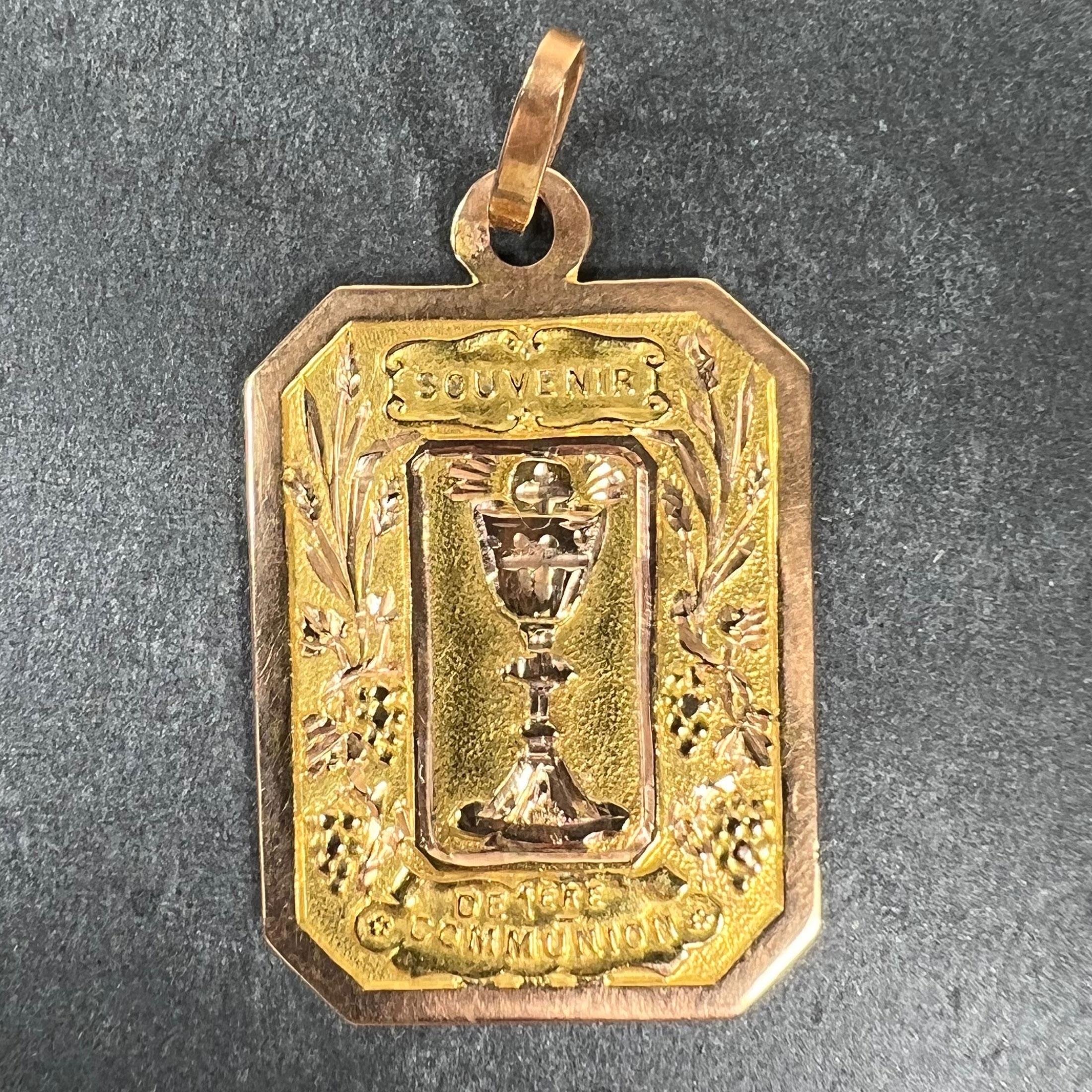 Colgante de oro amarillo y rosa de 18 quilates (18K) que representa una copa con la palabra 