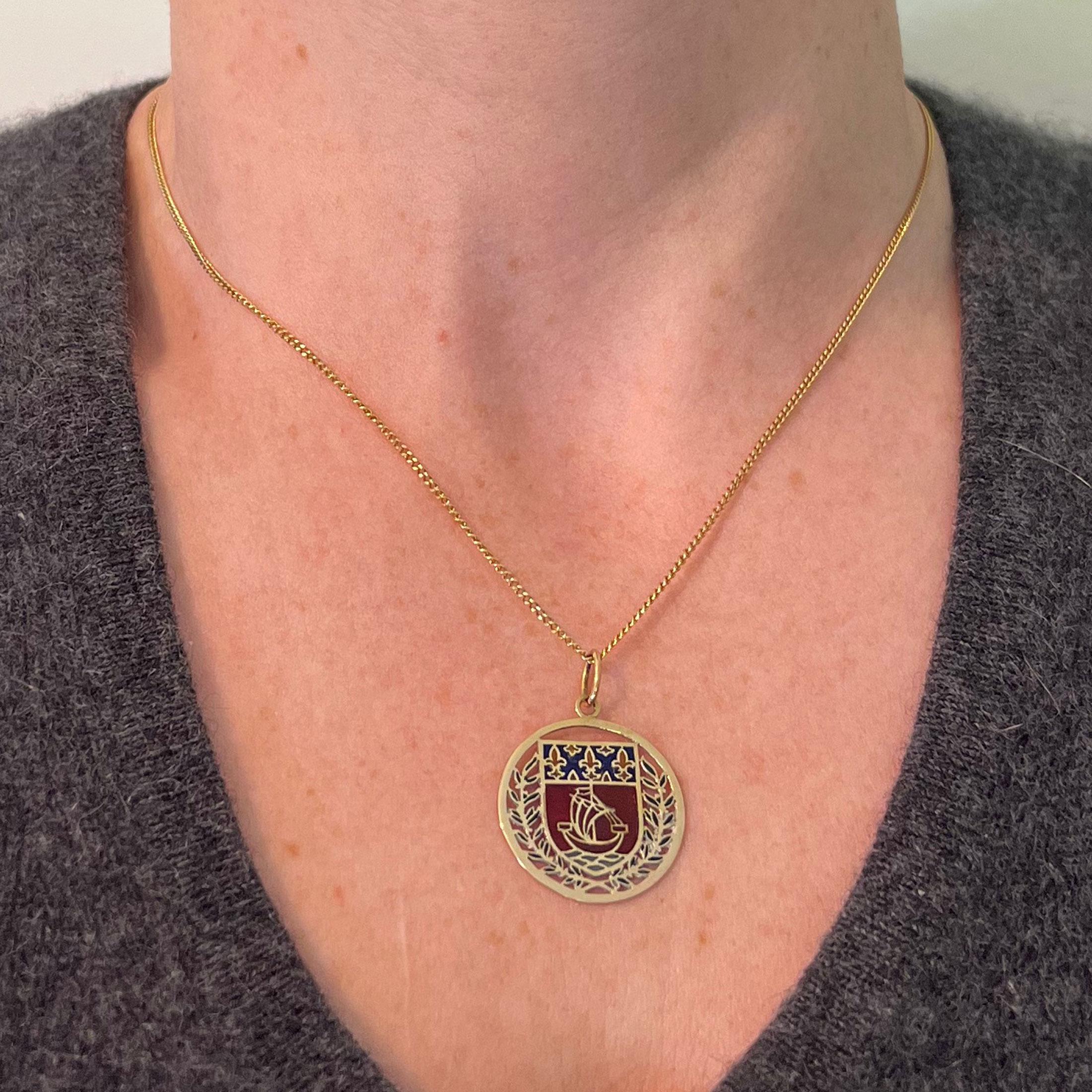 French City of Paris Coat of Arms 18k Gold Plique-A-Jour Enamel Charm Pendant For Sale 1