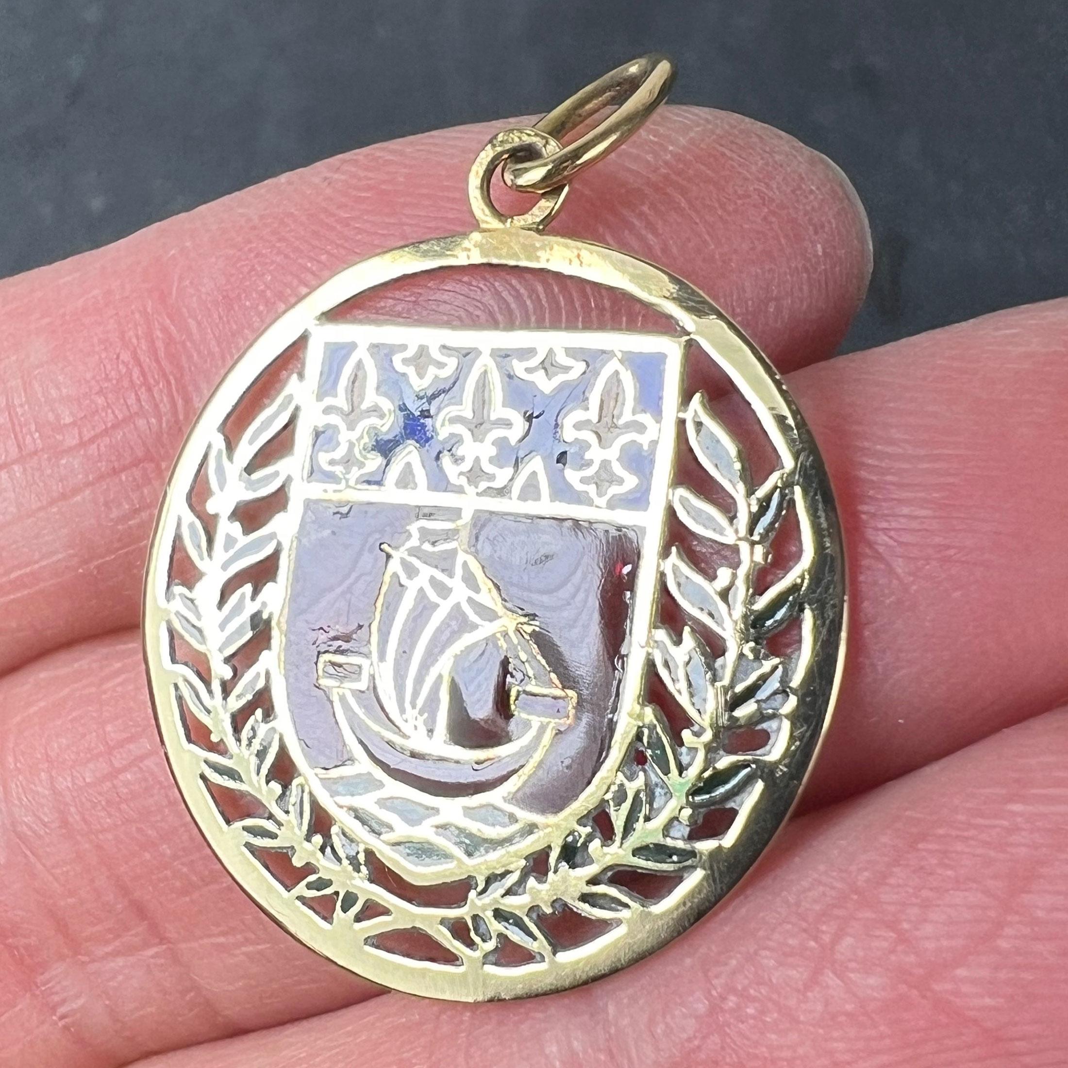 French City of Paris Coat of Arms 18k Gold Plique-A-Jour Enamel Charm Pendant For Sale 3