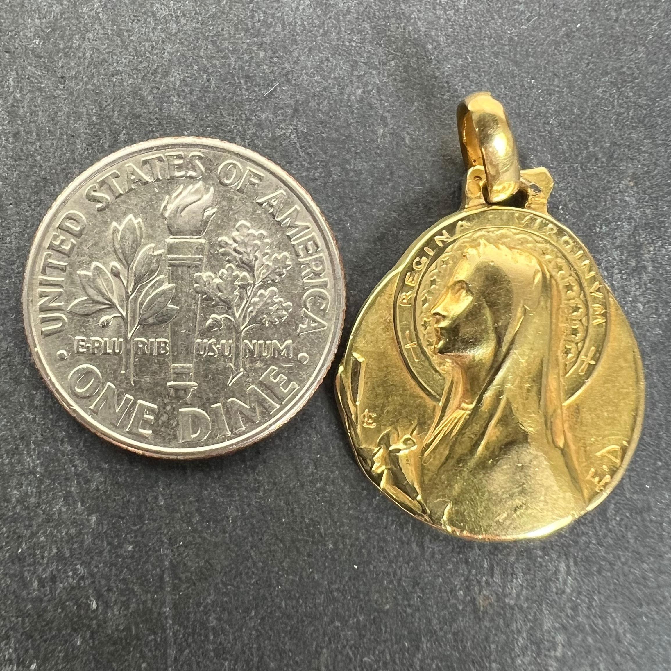 French Emile Dropsy Virgin Mary 18k Yellow Gold Medal Pendant For Sale 3