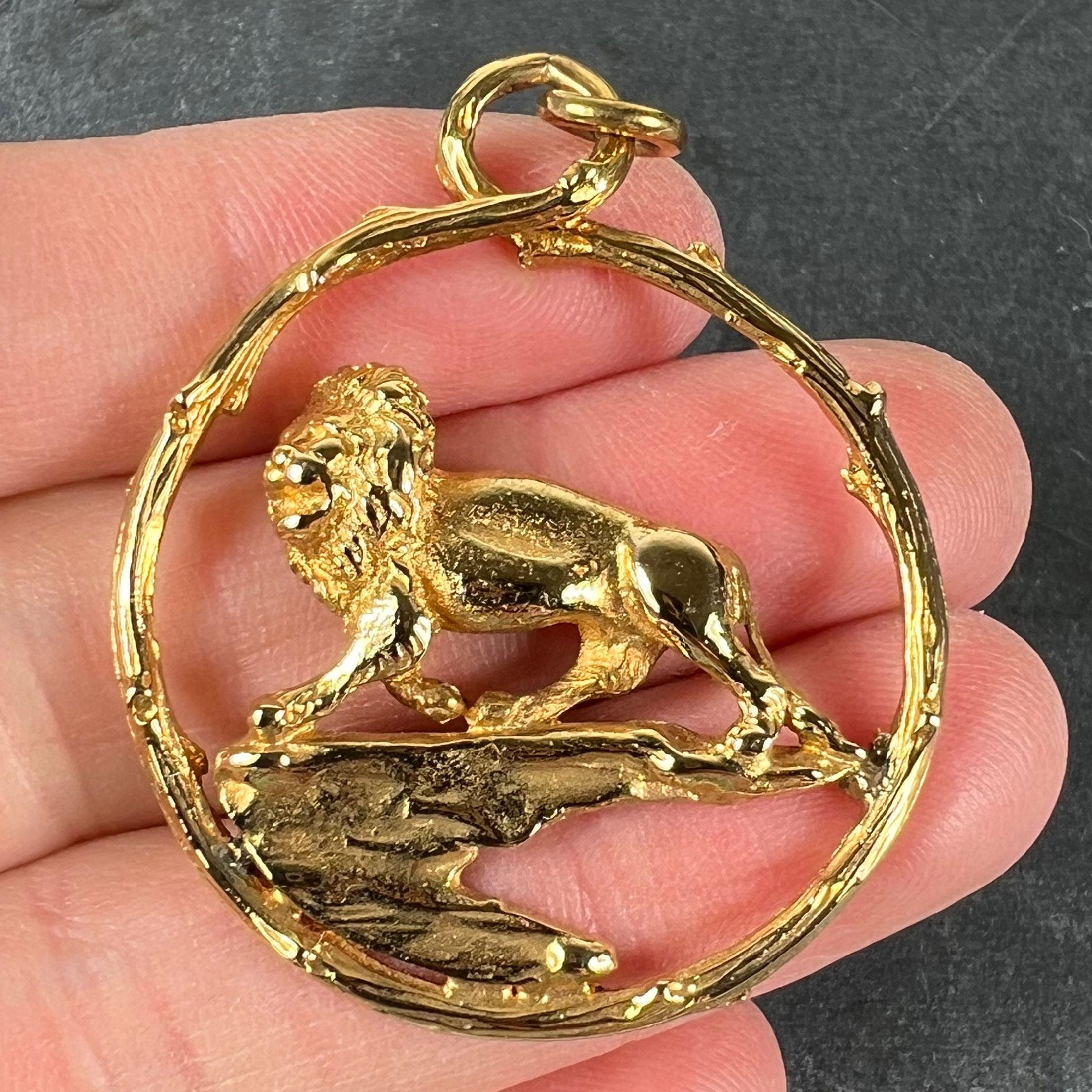 Rosenthal Large Zodiac Leo Pendentif à breloque lion en or jaune 18K en vente 1