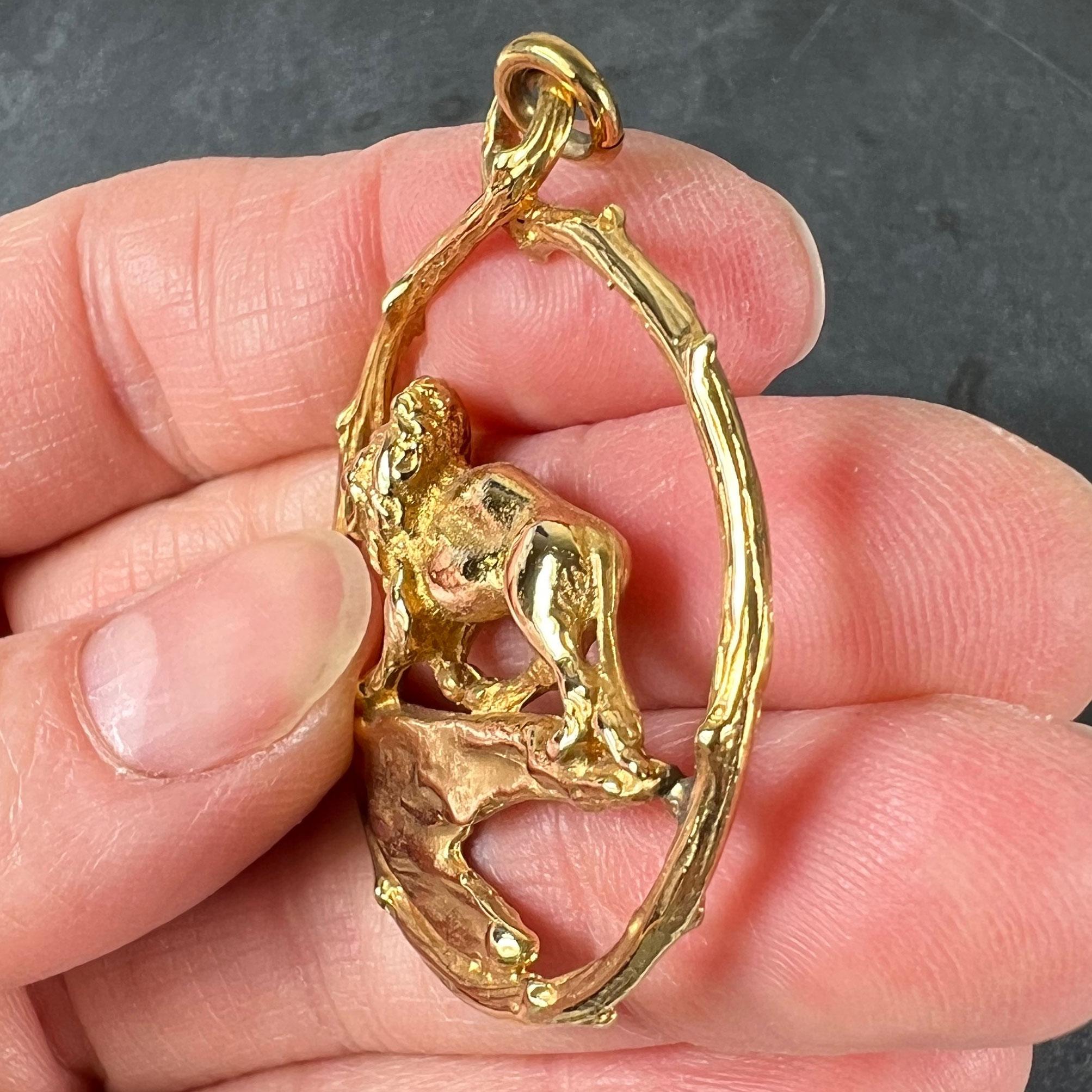 Rosenthal Large Zodiac Leo Pendentif à breloque lion en or jaune 18K en vente 3