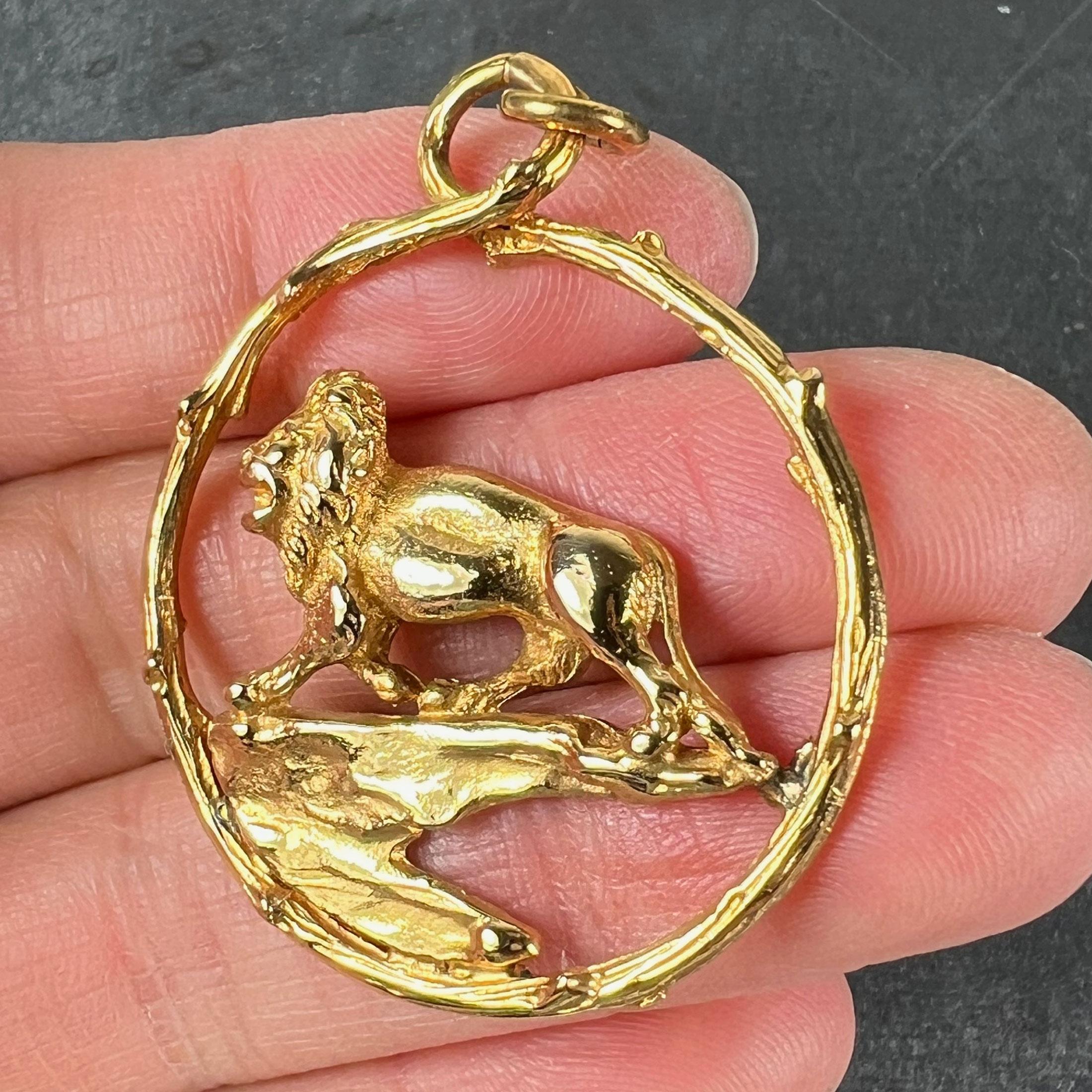 Rosenthal Large Zodiac Leo Pendentif à breloque lion en or jaune 18K en vente 2