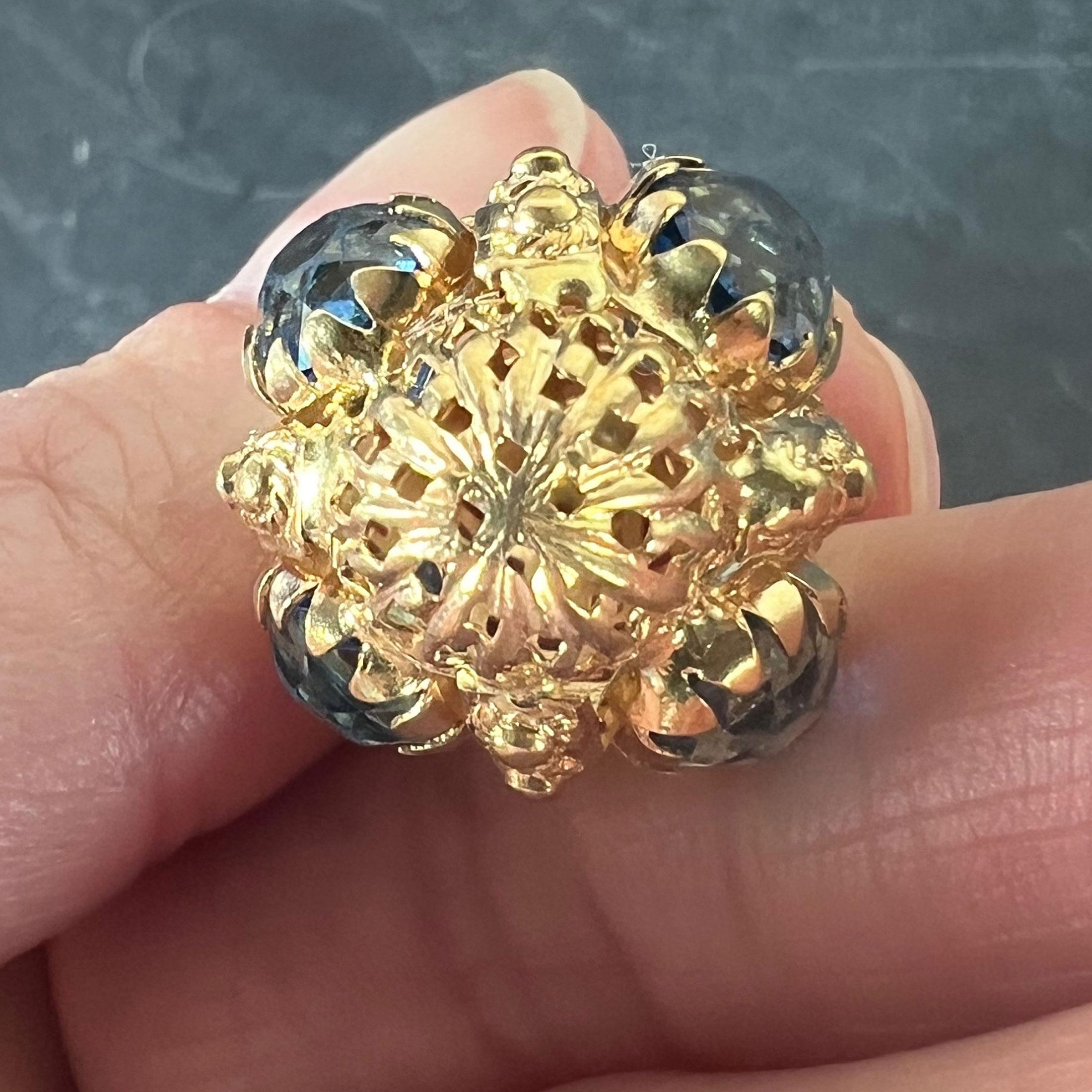 Ciondolo Charm Etrusco in oro giallo 18K in vendita 4