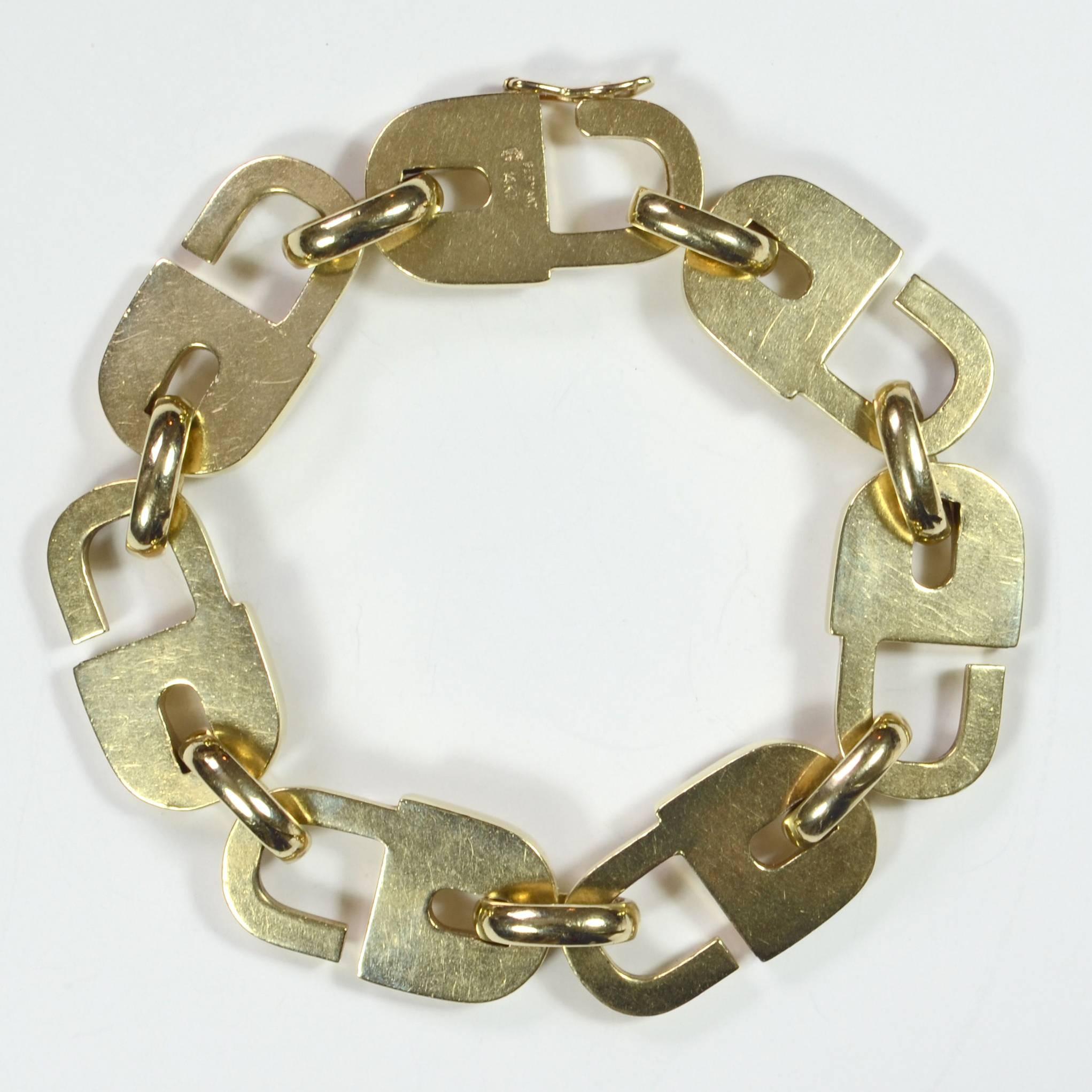 Gold Interlocking Padlocks Bracelet, circa 1970 3
