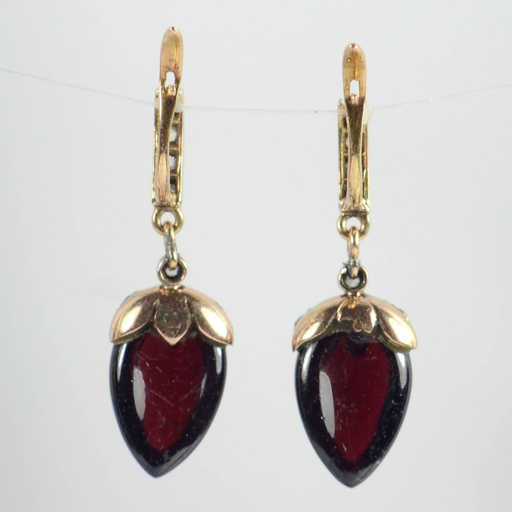 Victorian Garnet Silver Gold Pendant Earrings, circa 1870 5