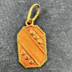 Colgante con charm de estilo Art Nouveau francés con rayas y rosas, en oro amarillo