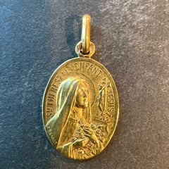 Pendentif français Brandt en or jaune 18 carats représentant Sainte Thérèse, médaille religieuse