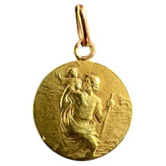 Pendentif antique français « Rasumny » représentant saint Christophe, médaille en or jaune 18 carats