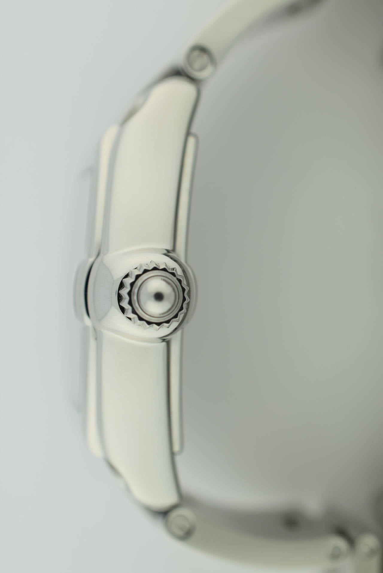 Women's or Men's Cartier Stainless Steel Roadster Wristwatch Ref W62025V3