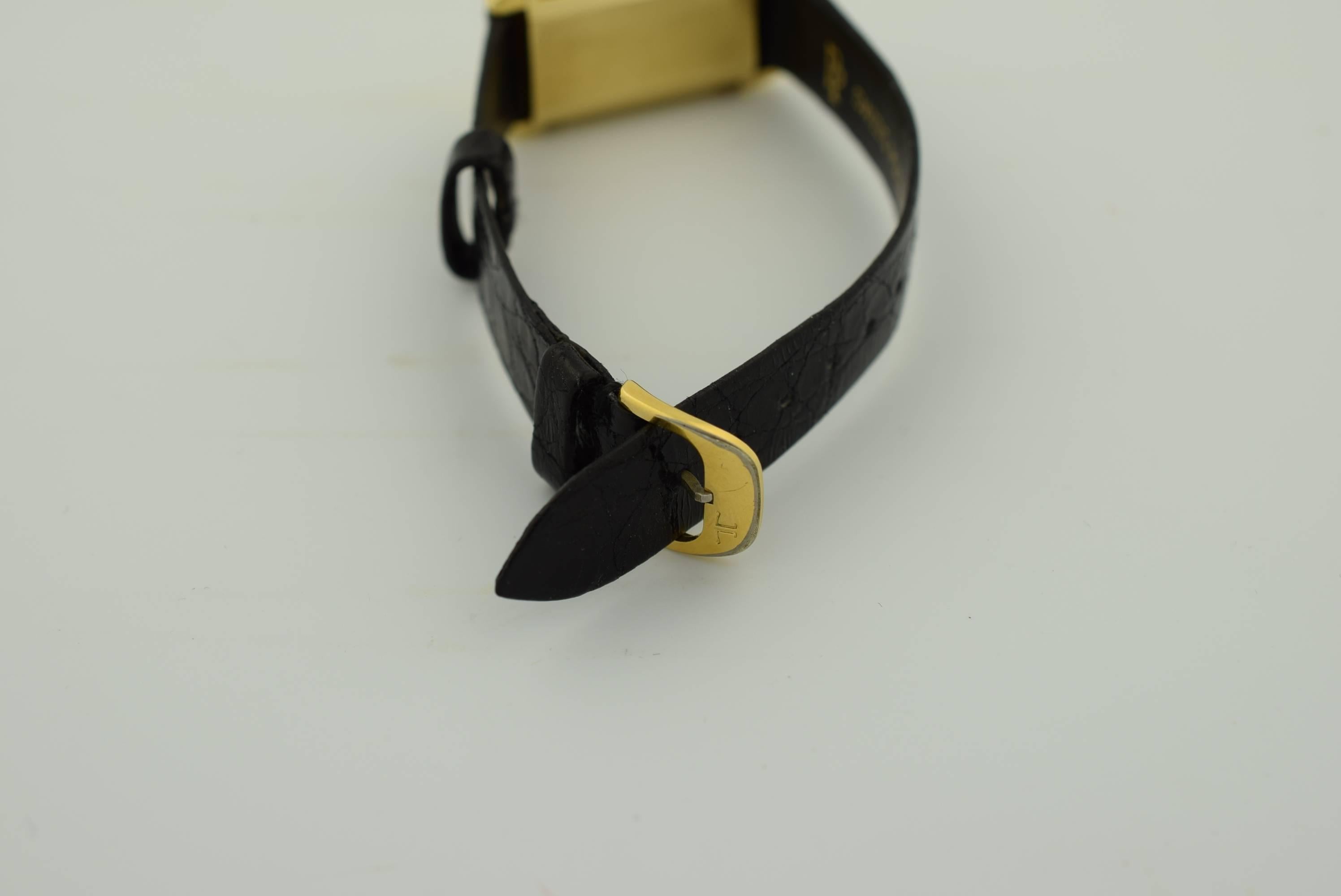 Women's or Men's Jaeger Le Coultre Lady's Yellow Gold Reverso Quartz Wristwatch