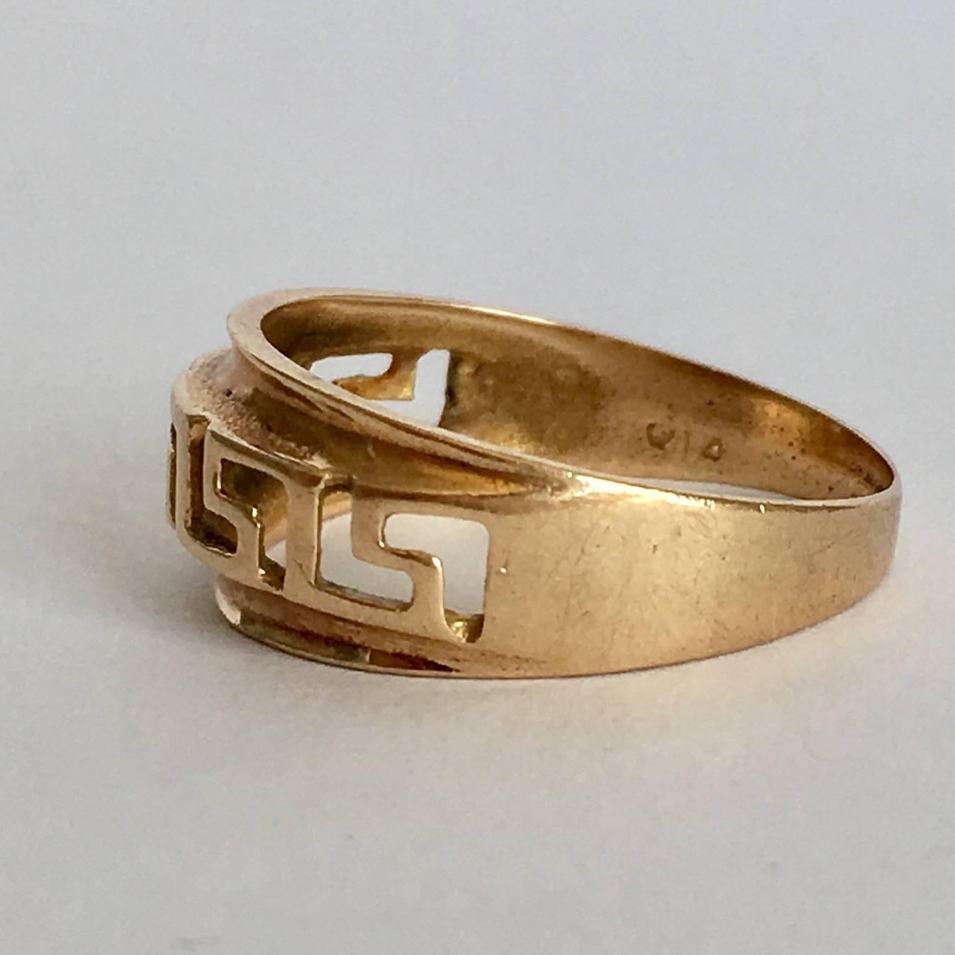 14 Carat Gold Geometric Greek Key Band Vintage Sculptural Ring In Excellent Condition In London, GB