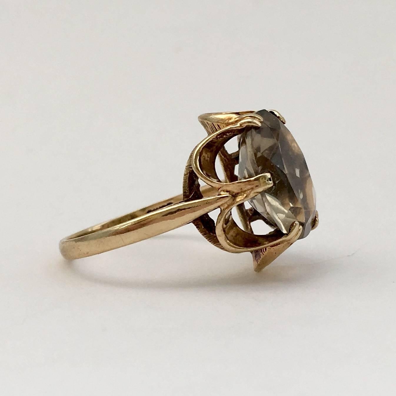Women's 1970s Gemstone Rings Flower Smoky Quartz Cocktail Ring Gold Vintage Jewelry