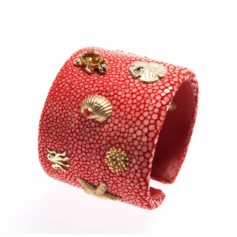 Renato Cipullo Shagreen Cuff Bracelet with Gold Sea Motifs In New Condition For Sale In New York, NY
