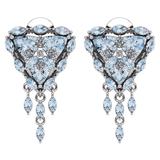 Boucles d'oreilles en or blanc avec aigue-marine en forme de trillion et halo de diamants par Juliette Wooten 