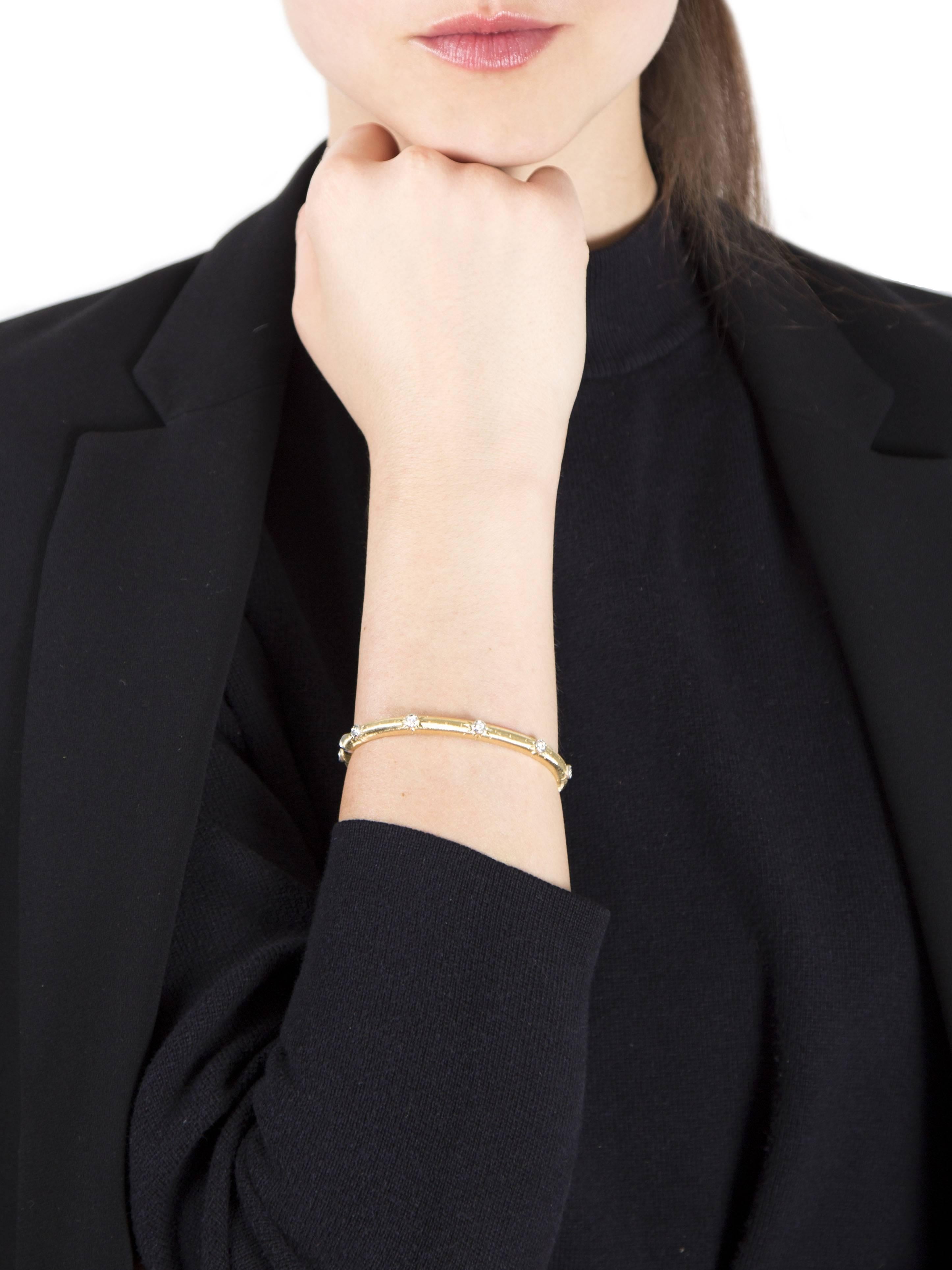 Diamond Yellow Gold Bracelet Bangle by Opera, Italian Attitude In New Condition For Sale In Milano, IT