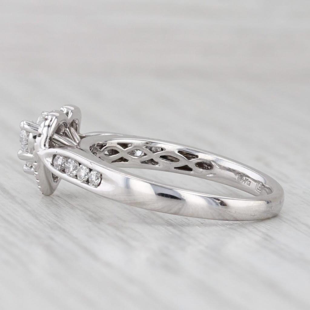 Informazioni sulla gemma:
- Diamante Nature -
Carati totali - 0,31ct
Taglio - Principessa
Colore - F - G
Chiarezza - SI2 - I1

- Diamanti naturali -
Carati totali - 0,04ctw
Taglio - Brillante rotondo
Colore - F - H.
Chiarezza - SI1 - SI2

- Diamanti