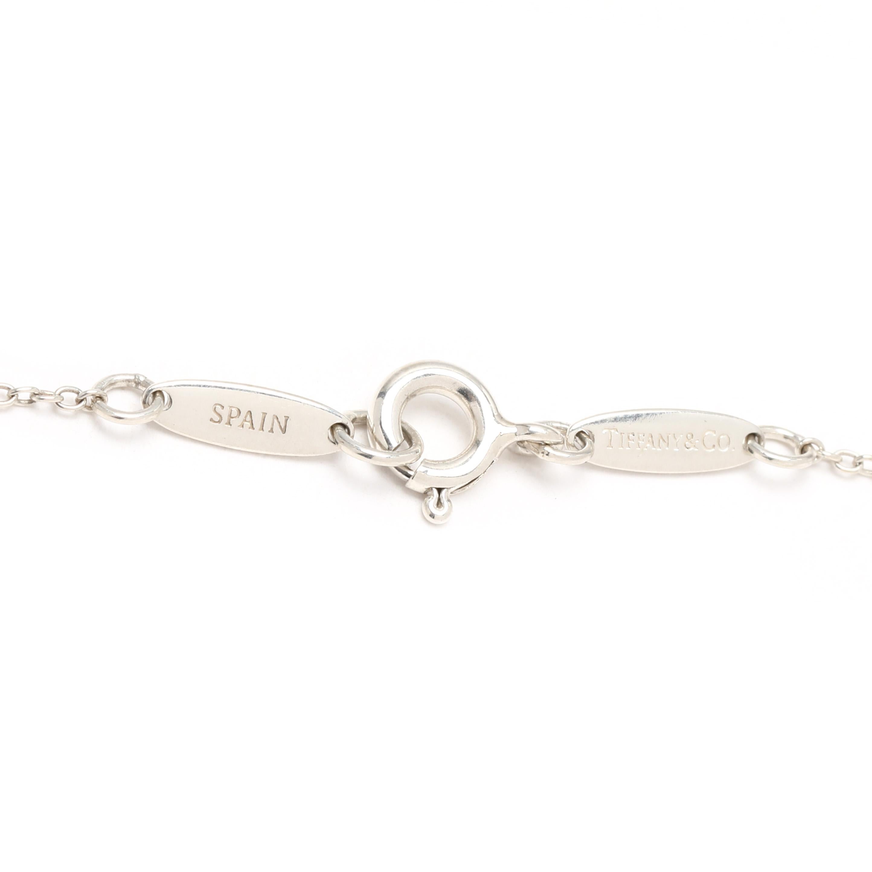 Collana con charm Elsa Peretti for Tiffany & Co. in argento, lunghezza 16 pollici In condizioni buone in vendita a McLeansville, NC