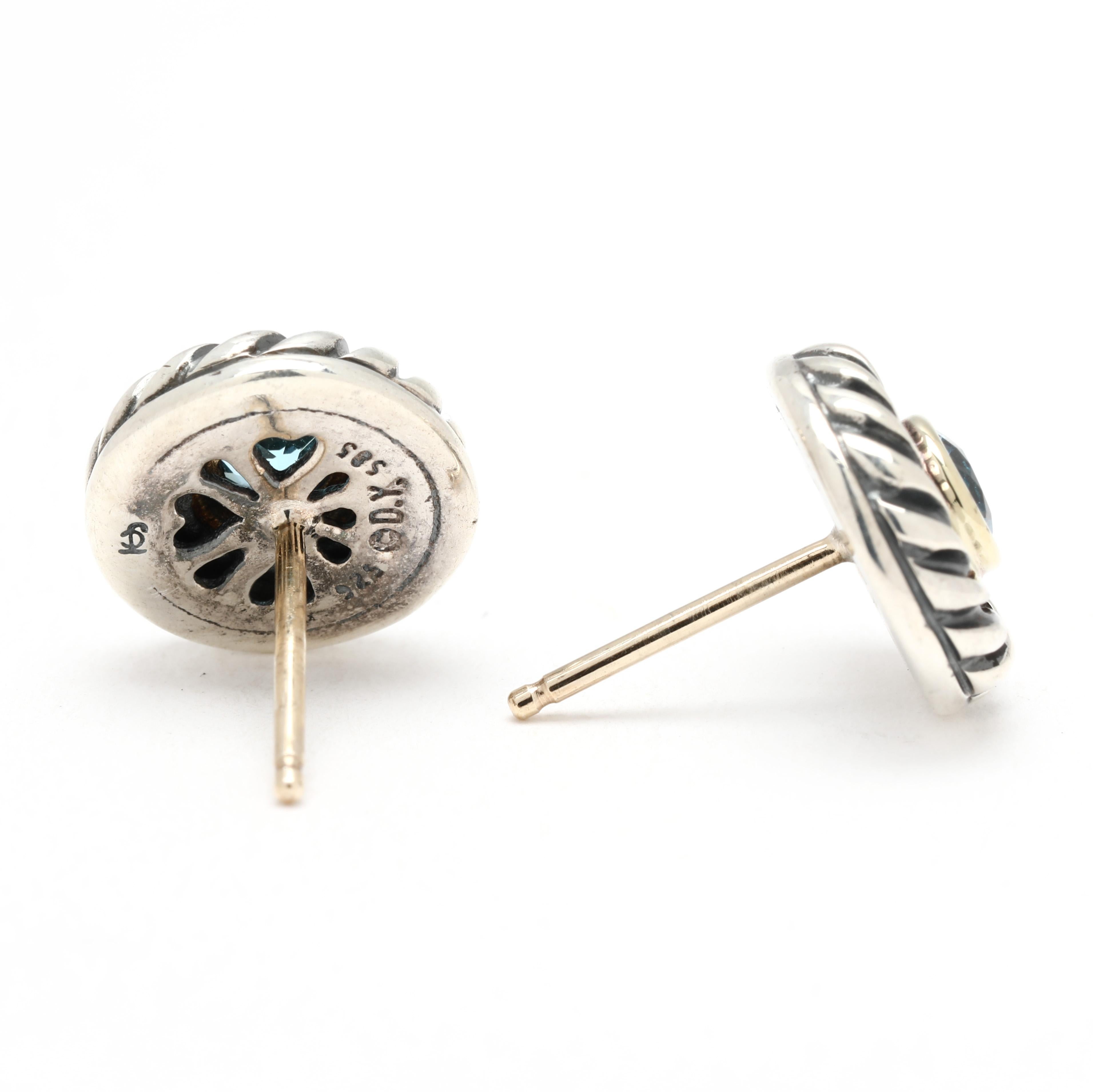 Pietre:
topazio blu, 2
rotondo
4 mm
circa .60 carati totali

Lunghezza: 11,6 mm

Peso: 3,9 dwts / 6,1 grammi

Timbri: 