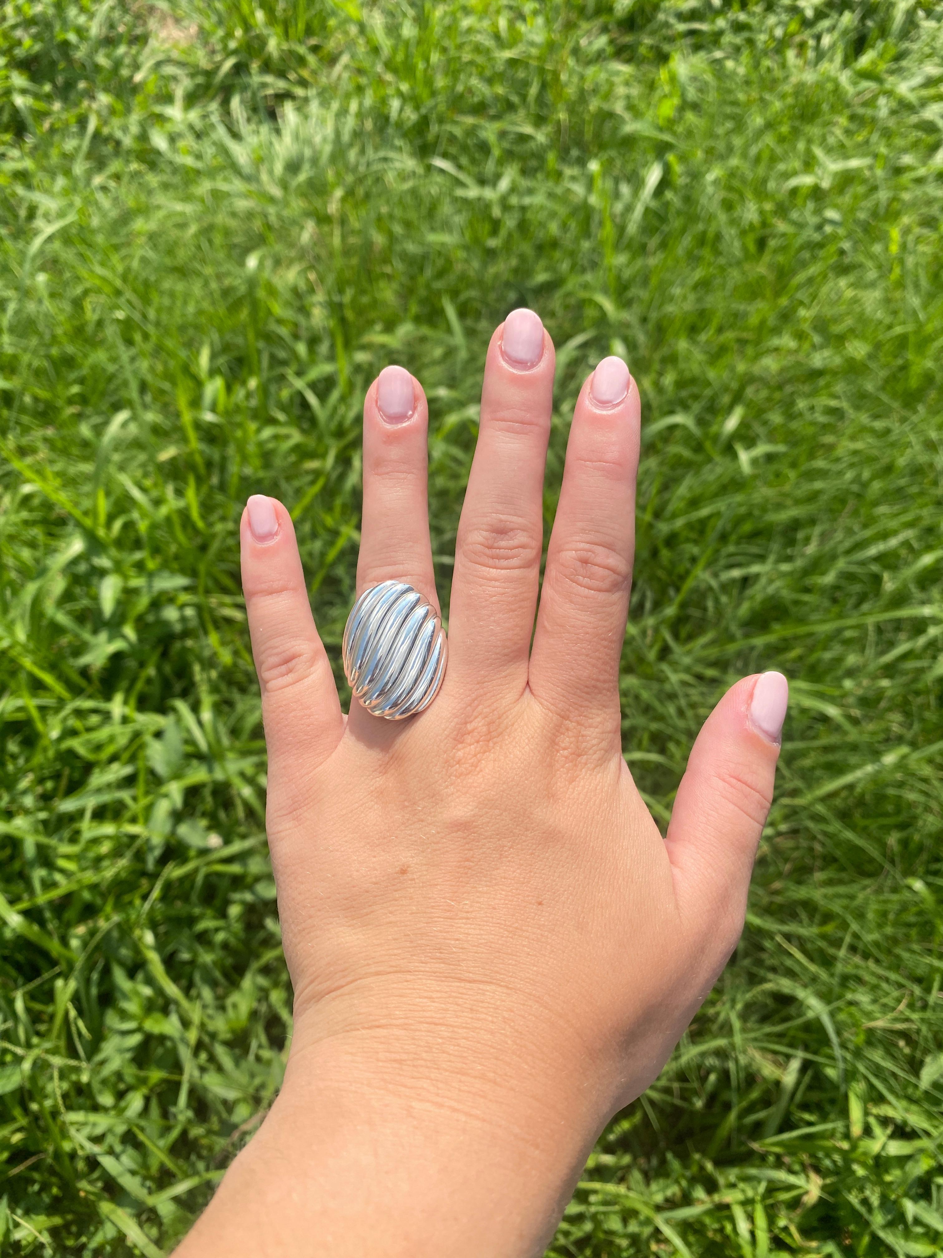 David Yurman Ridged Statement Ring, Sterling Silber, Ringgröße 6,75 im Angebot 2