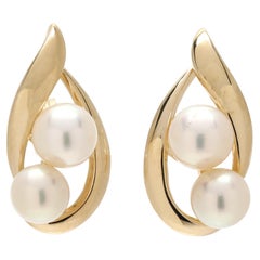Orecchini con perle gemelle Mikimoto, oro giallo 18 carati, lunghezza 0,75 pollici