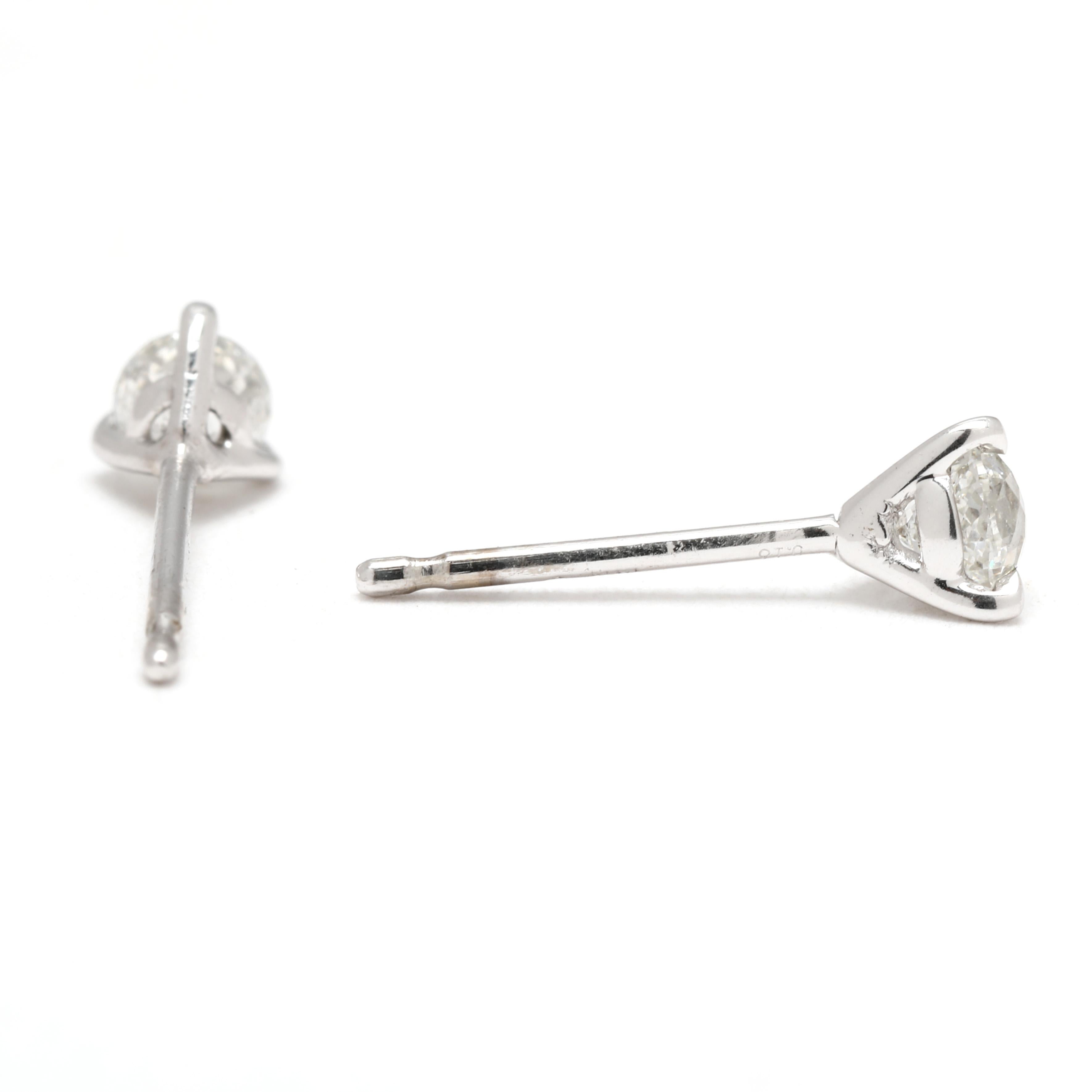 Taille ronde Boucles d'oreilles minuscules en or blanc 14k, Crown of Light, diamants de 0,33ctw en vente