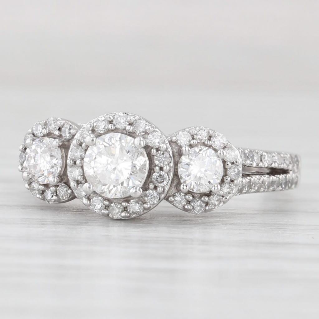 da uomo o donna Anello di fidanzamento a 3 pietre con diamante da 0,97ctw in oro bianco 14k, misura 5,75 in vendita