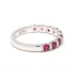 Anillo de EFFY con diamantes y rubíes (1,05 ct en total), oro blanco de 14k, talla 7