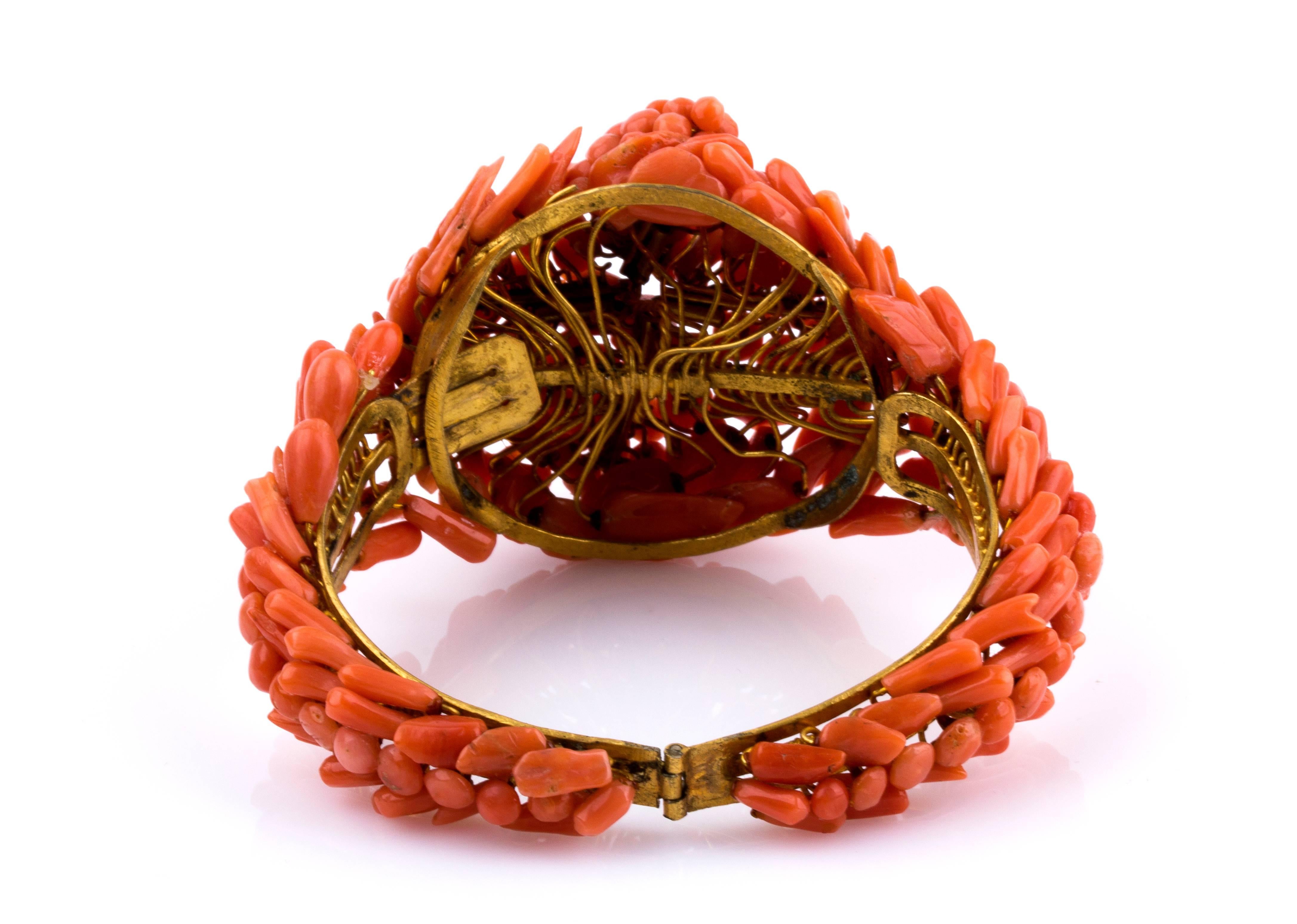 Women's or Men's Coral Bracelet, Sicily Italy, Early 20th Century For Sale