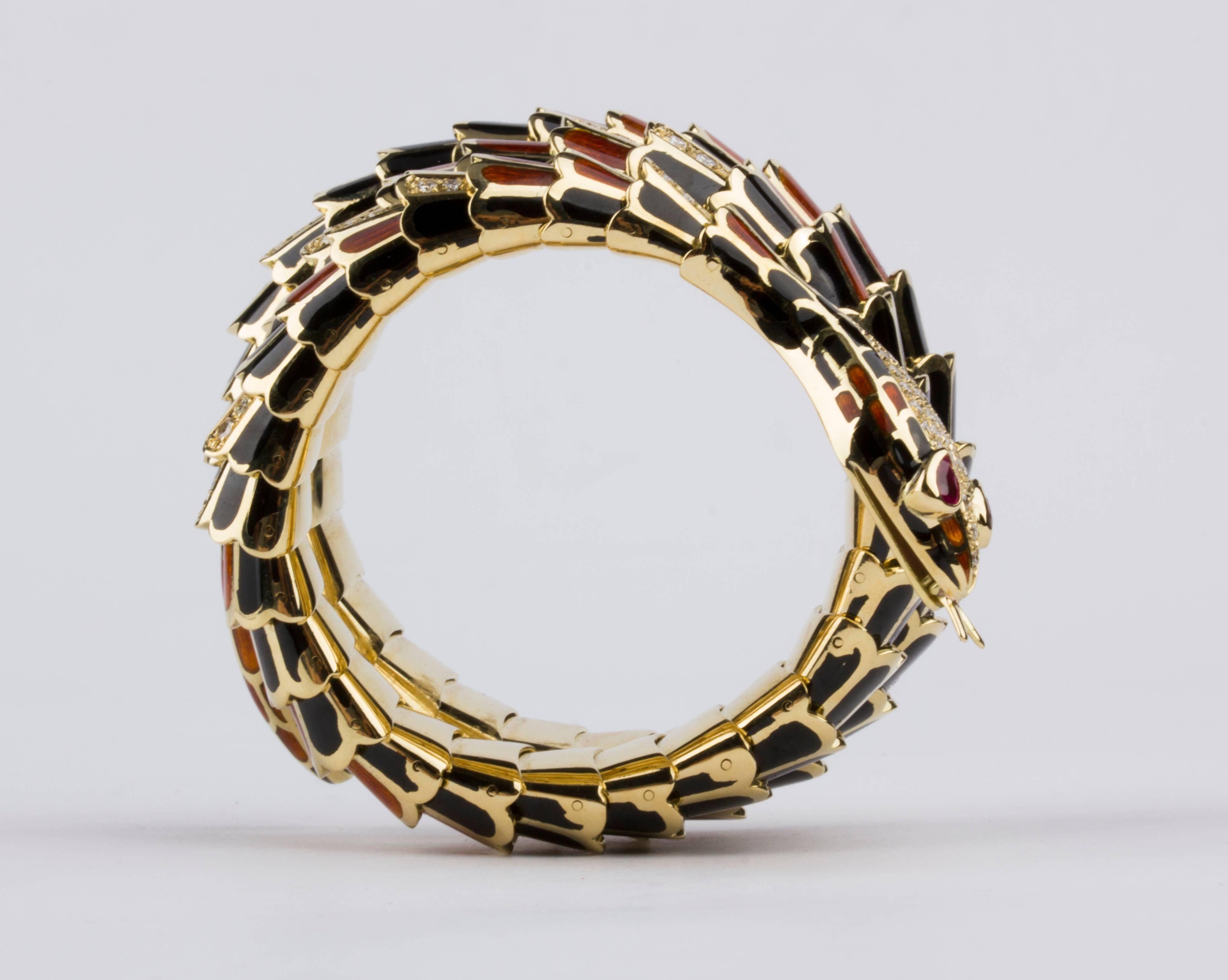 Diamond Ruby Enamel Gold Serpenti Bracelet In Good Condition For Sale In Rome, IT