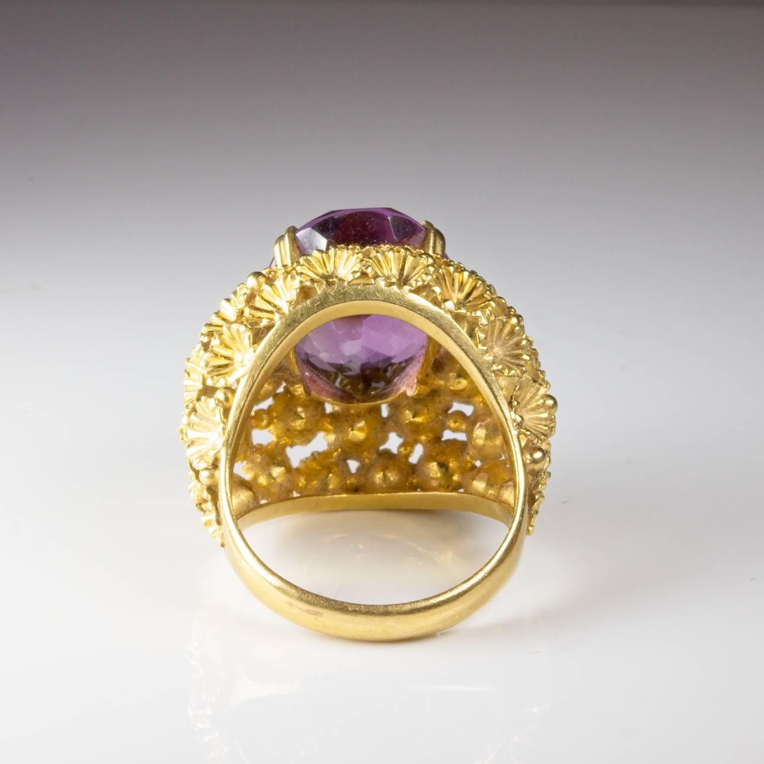 French Amethyst Floral Glamour Cocktail Ring In Excellent Condition For Sale In Perth, AU