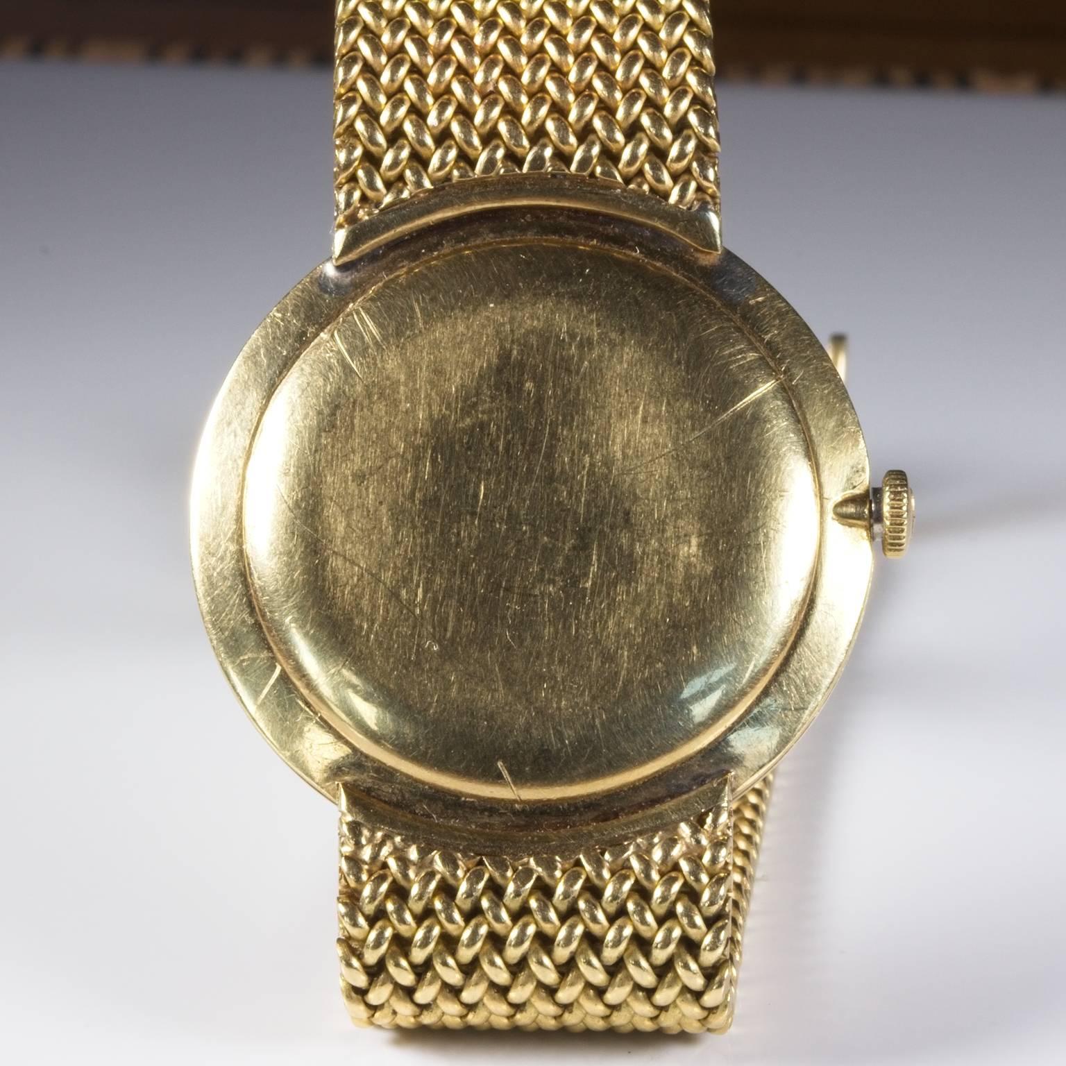Women's or Men's Jaeger-LeCoultre Yellow Gold Wristwatch For Sale