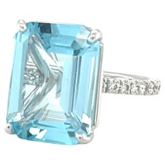 Blue Topaz and Diamond Pave Cocktail Ring in Platinum, 10.51 Carats