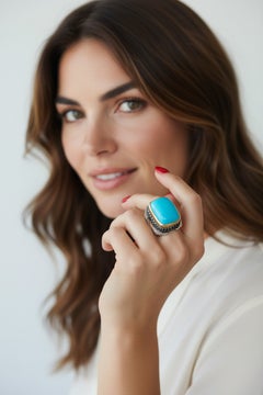 Bague Sleeping Beauty en or 18 carats avec diamants noirs naturels