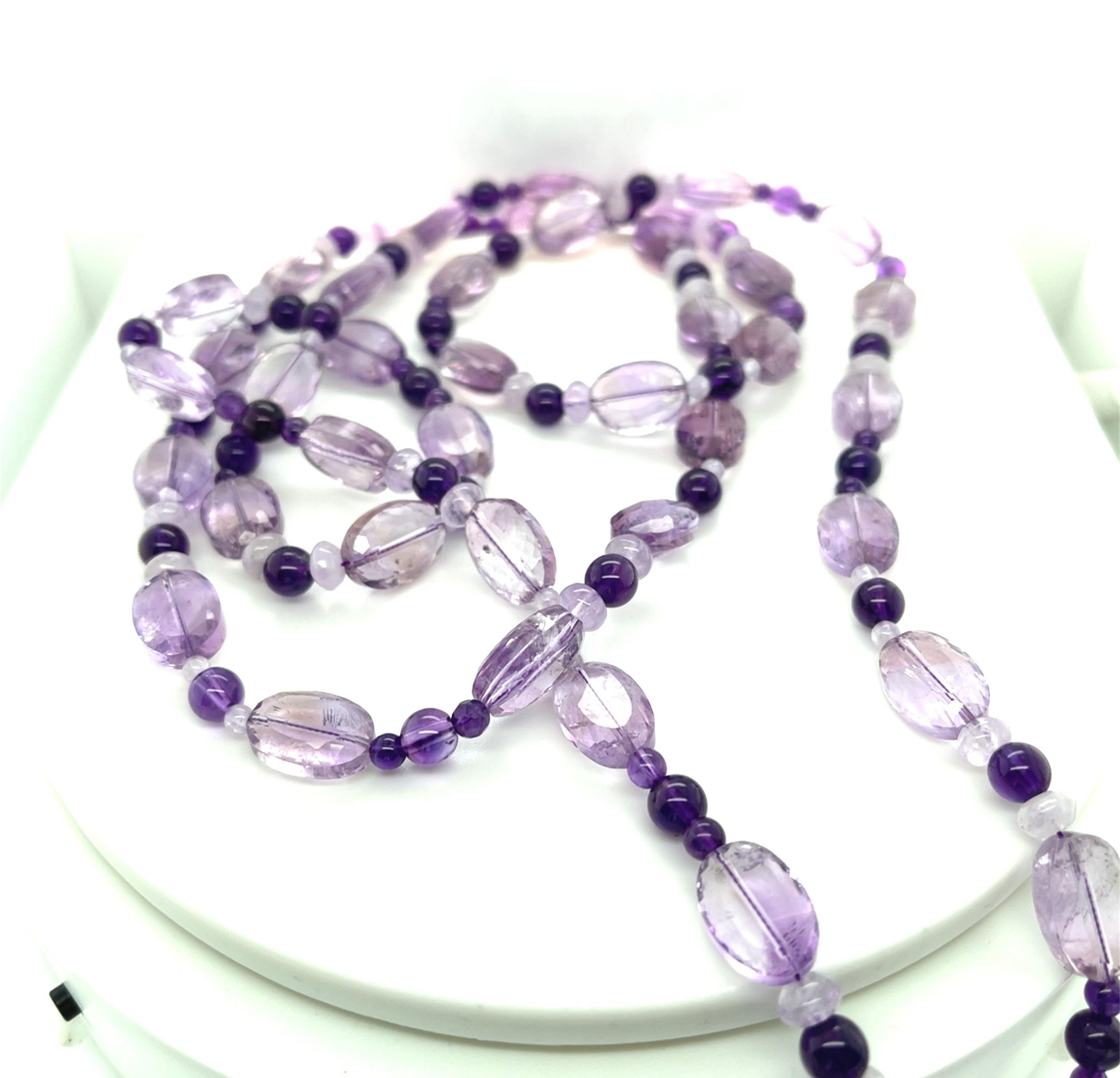 Rose de France, Amethyst und Kunzit Perlenkette, 46 Zentimeter lang Damen im Angebot