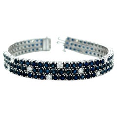 Bracelet tennis en or blanc d'inspiration Art déco avec saphirs et diamants de 20 carats au total