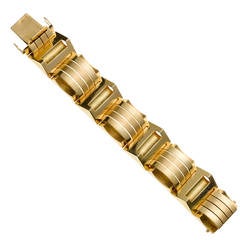 Wonderful Retro Large Gold Bracelet